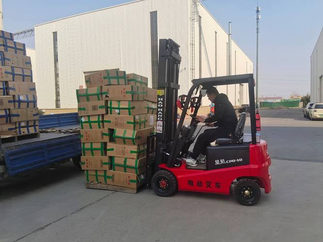 昊航小型鋰電電動(dòng)叉車 倉儲(chǔ)搬運(yùn)的好幫手