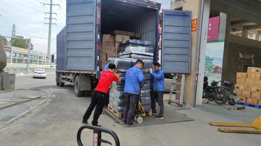 協作的節律 城市角落的裝卸搬運之歌