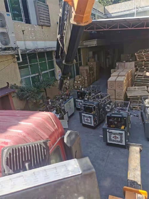 湖南汝城貨物裝卸車(chē)一天的勞務(wù)價(jià)格及搬運(yùn)服務(wù)分析